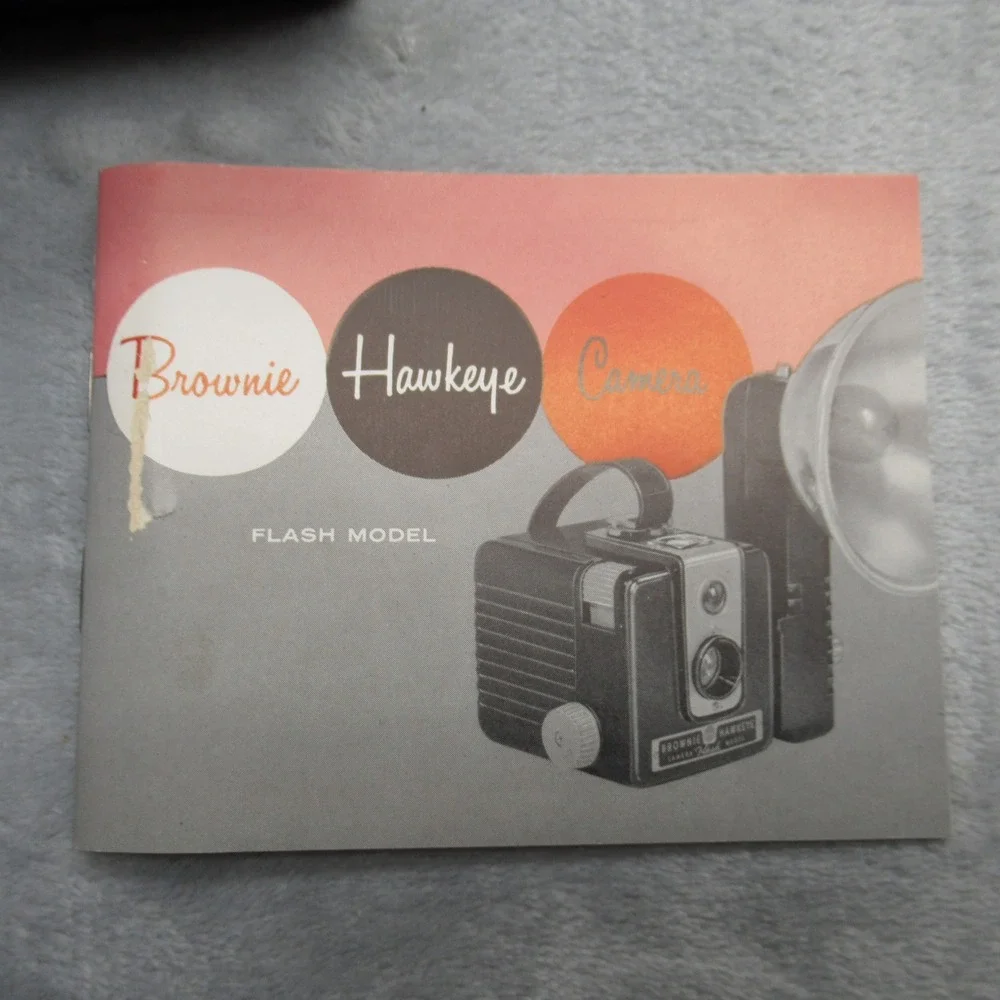 Kodak Brownie Hawkeye Flash Outfit Camera Kit Collectible‎ Untested 1950s VTG